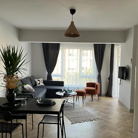 아파트 Ginte Homes